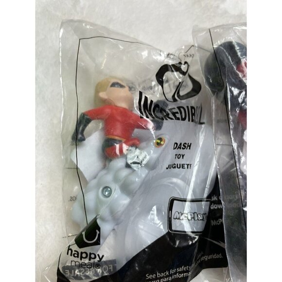 McDonald’s Disney The Incredibles 2 Elasticycle 2 Dash 3 Raccoon Surprise 8 NWT - Picture 2 of 4
